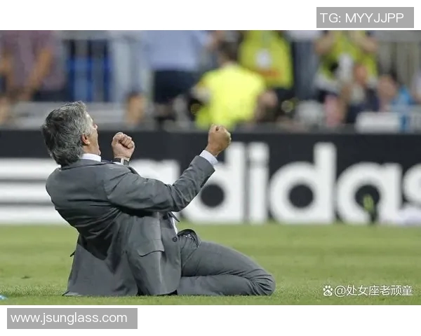 足球历史十大回旋球大师盘点 谁是最具魔力的回旋之王