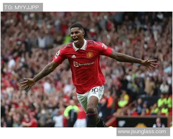 足球球星摸头庆祝方式的起源与意义解析,如何成为场上独特的个人标志 足球球星摸头庆祝方式的起源与意义解析,如何成为场上独特的个人标志