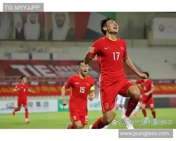 那些将足球当作篮球打的球星 他们的技巧和创意如何突破常规